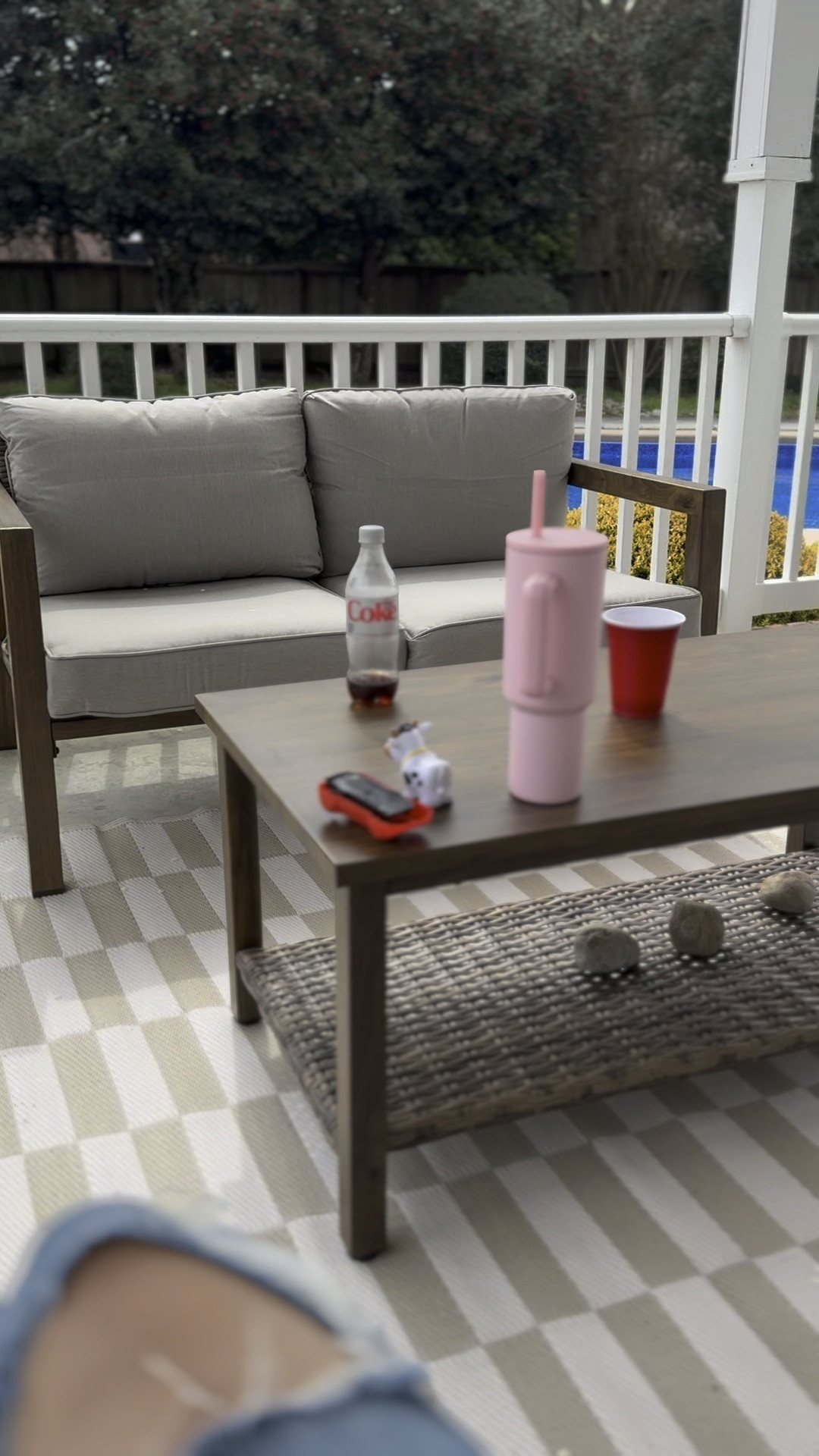 Cutie little patio set we built this weekend 👏🏻