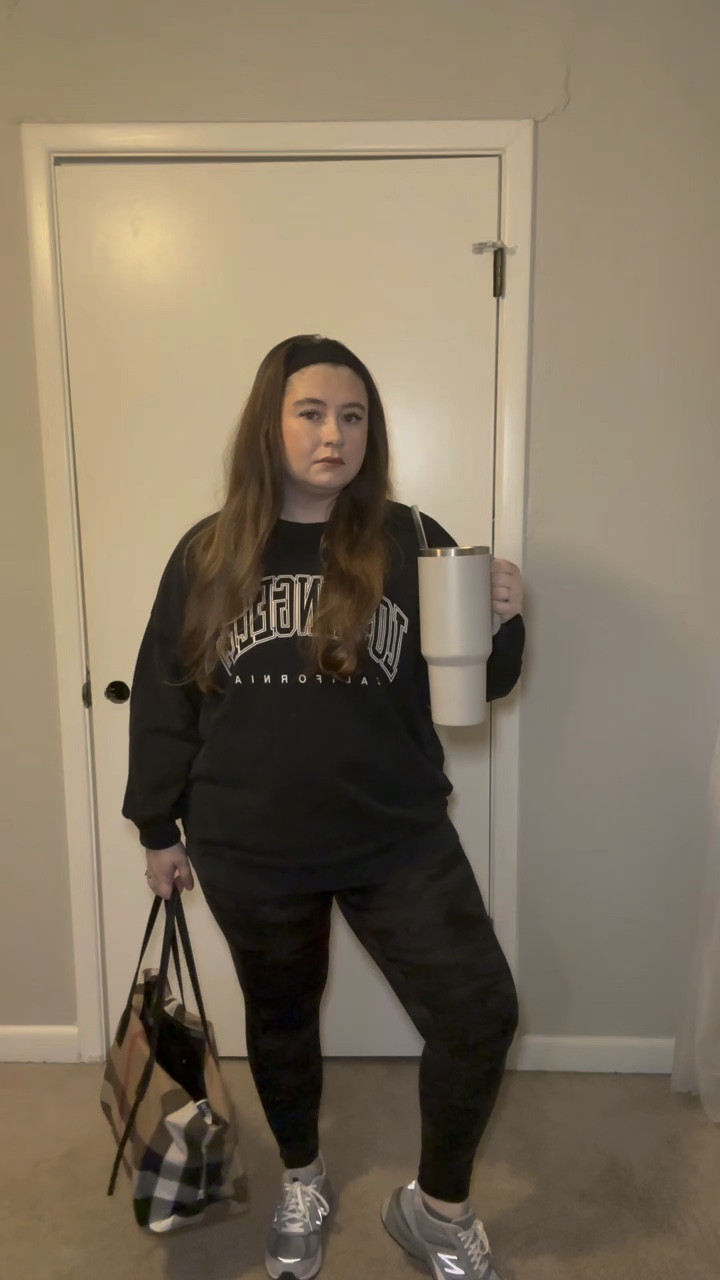 Casual outfit of the day to wear to the office

#LTKmidsize #LTKitbag #LTKunder100