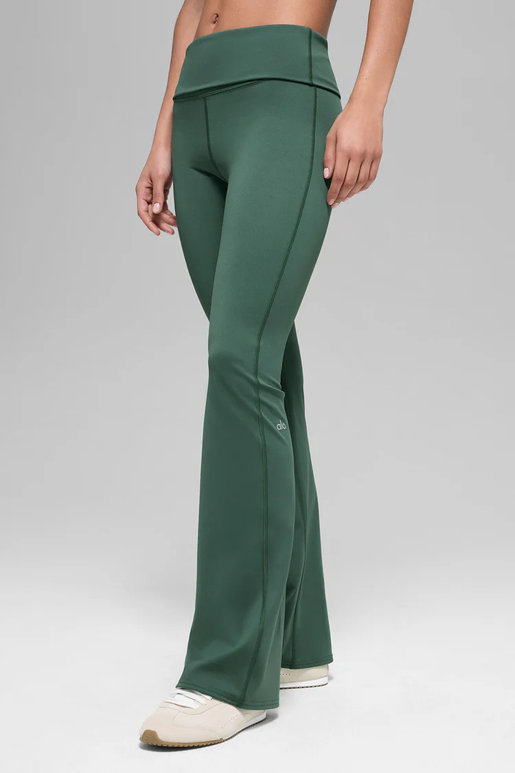 ALO Softsculpt 7/8 Foldover Flare Legging | Alo Yoga (US)