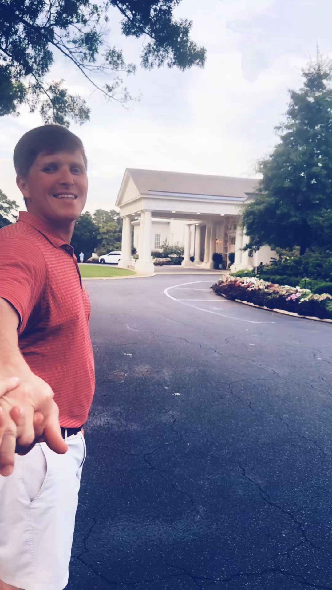 Andddd my sweet daddy (their “Papaw” 🥰) watched the babies 👶🏼 so mama and daddy could go on a date night 🍽️ to the country club!!! 😍 What a all around perfect day and can’t think of a better way to end it than good food 😋 and conversation 😘 with my honey!!! 🍯