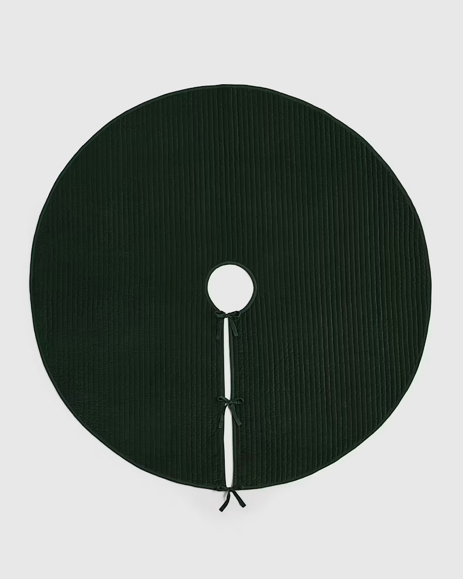 Cotton Velvet Tree Skirt in Spruce | Quince