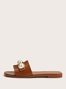 Verdusa Women's Flat Sandals Pearl Sandals Square Toe Summer Slip On Flat Shoes | Amazon (US)