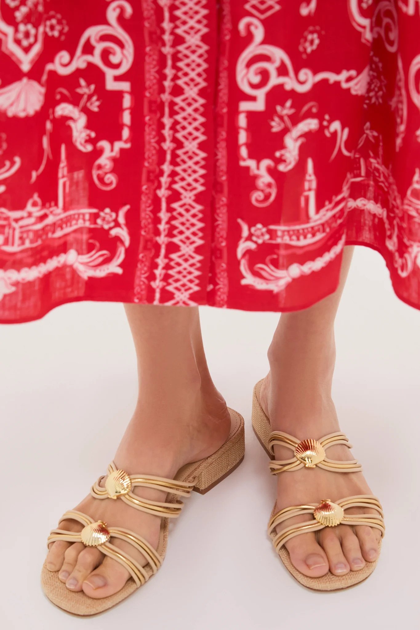 Beige Raffia Shelly Flat Mules | Tuckernuck (US)