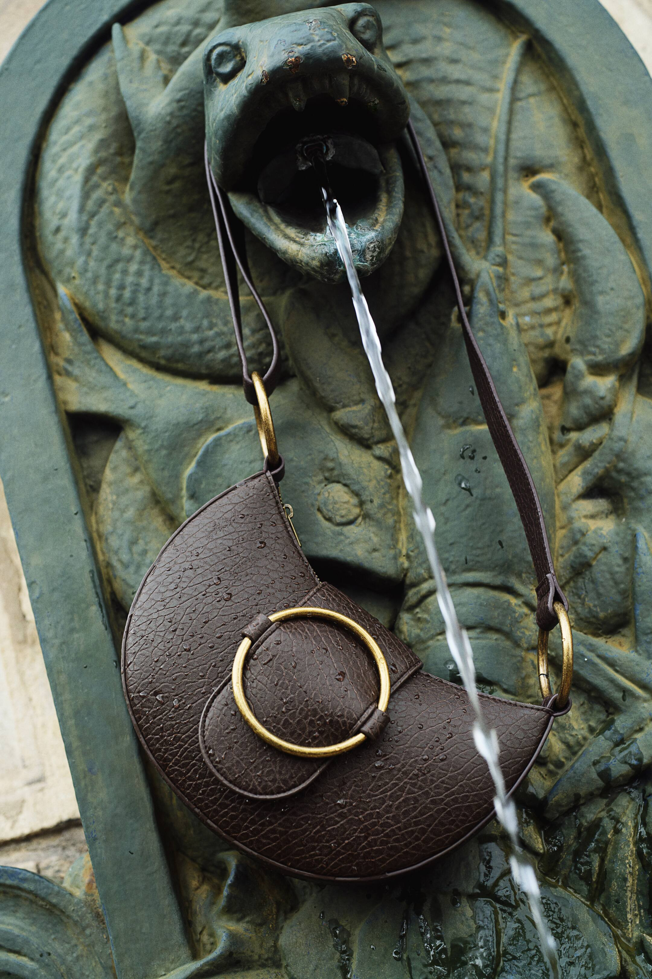 Buckle-Detail Shoulder Bag | H&M (US + CA)