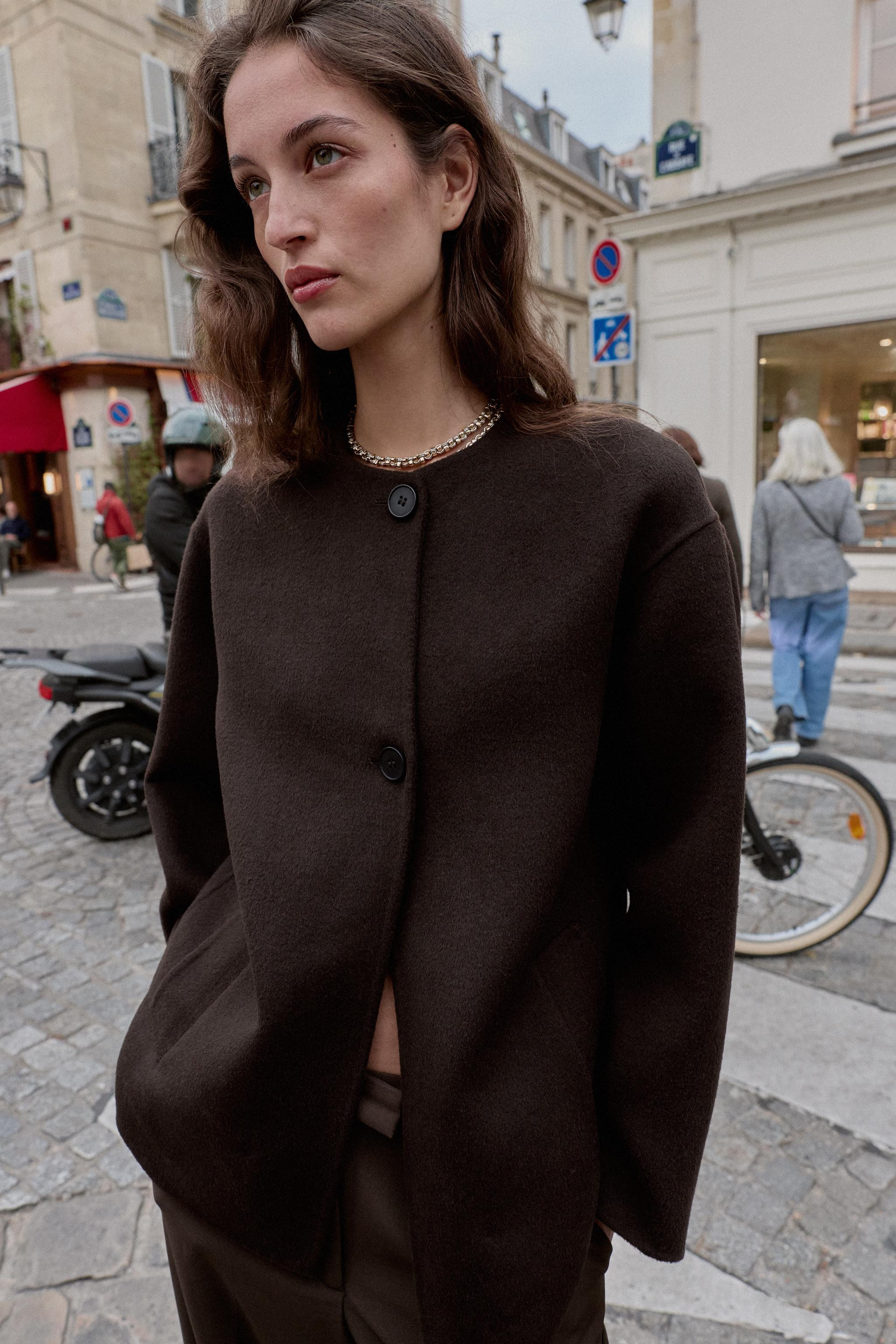 SHORT WOOL COAT WITH SCARF | Zara UK