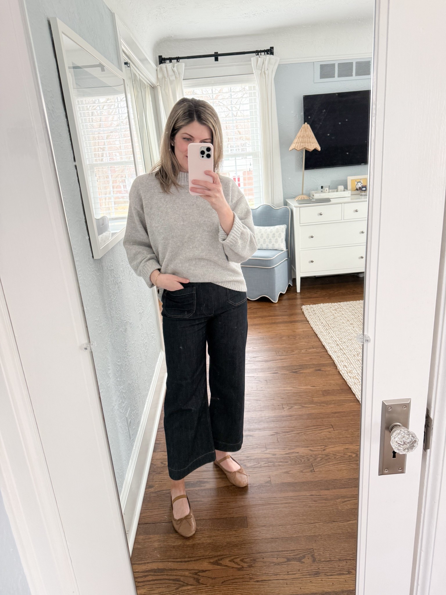 The cutest jeans ever. I’m actually quite obsessed 

#LTKShoeCrush