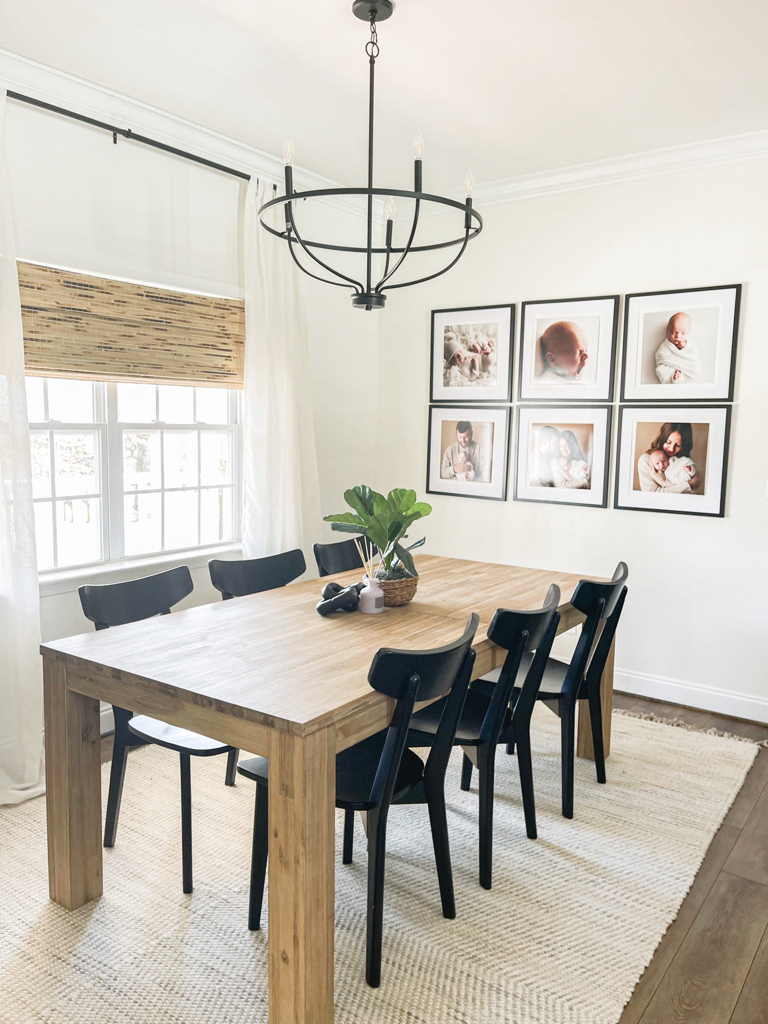 Dining room! #diningroom #neutralstyle

#LTKhome #LTKSeasonal #LTKstyletip