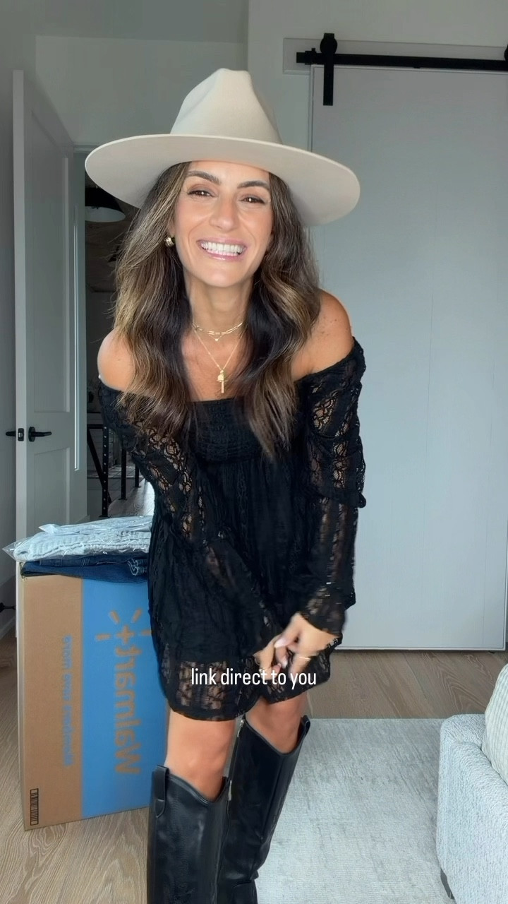 🩵Walmart Fashion As Low As $9 !!

#LTKSaleAlert #LTKFindsUnder50 #LTKHoliday