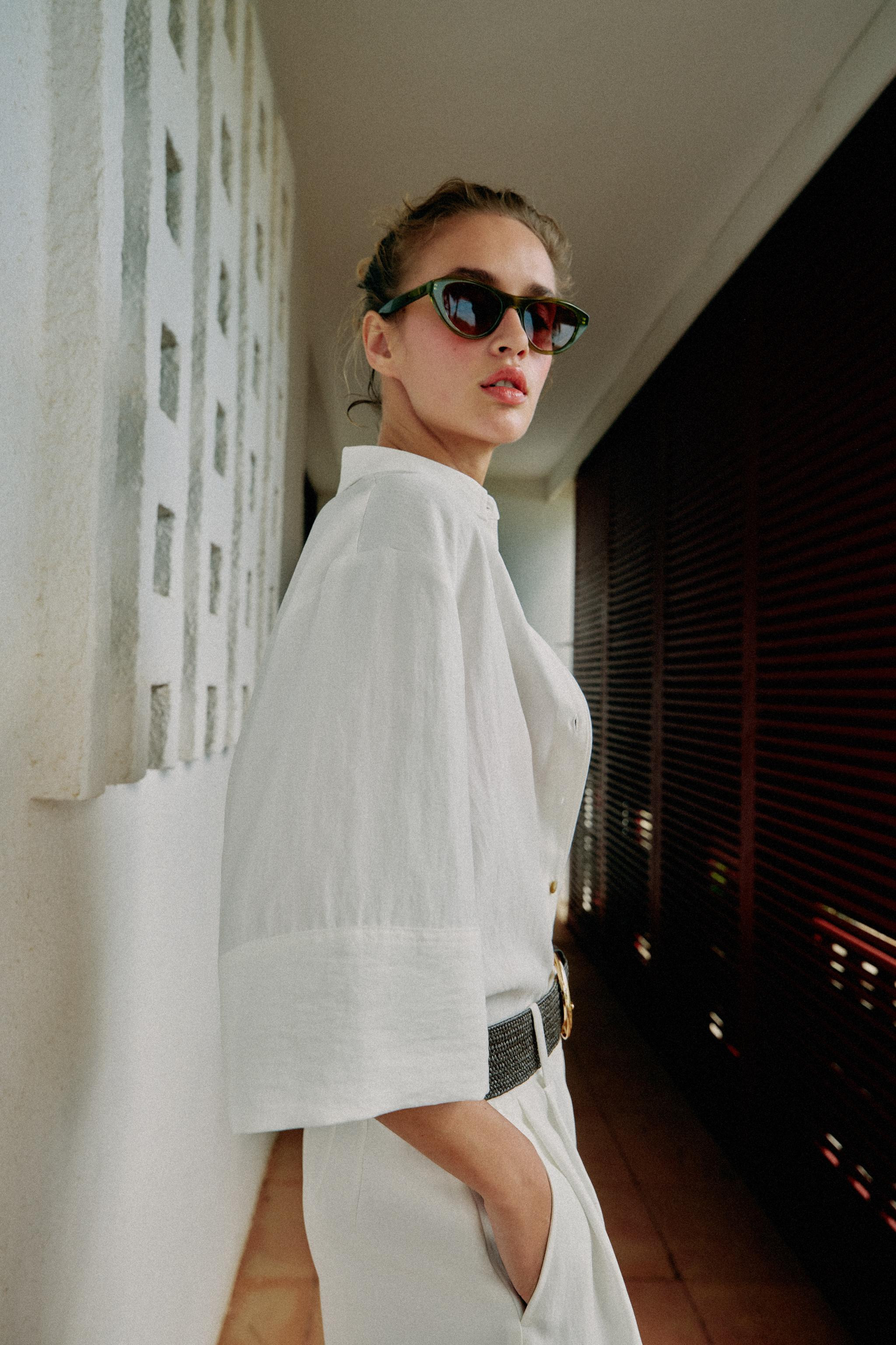 CROPPED SHIRT WITH WIDE SLEEVES | Zara US