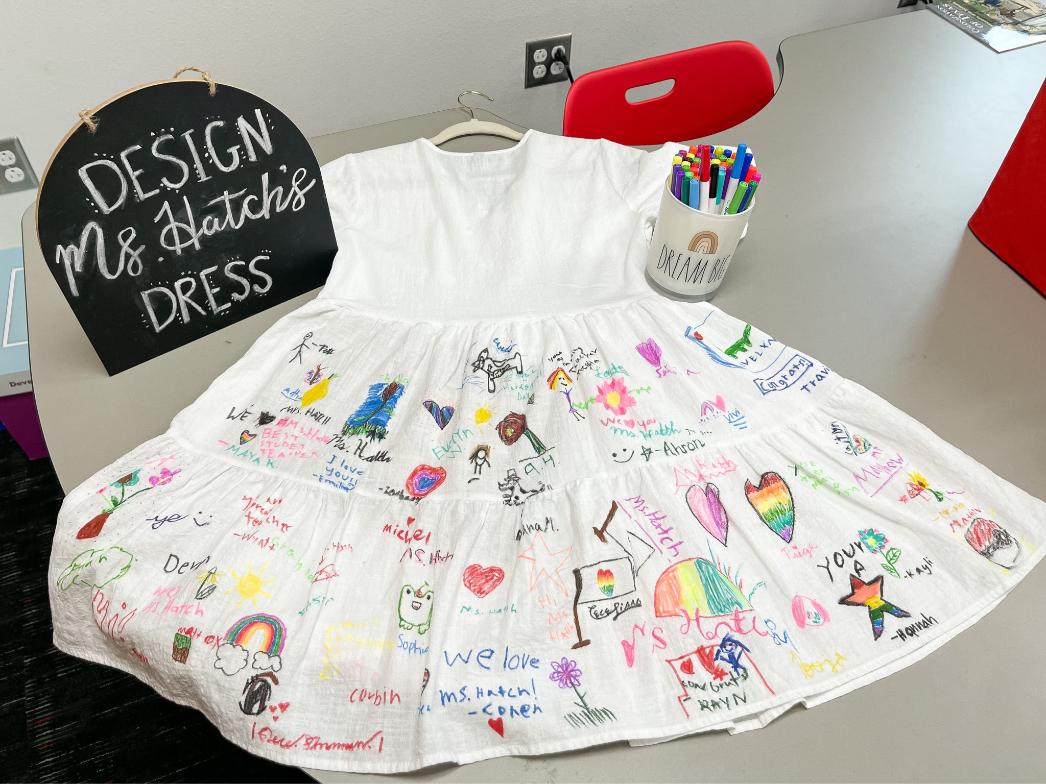 End of year activity for Teacher’s to do with their students as a memory and keepsake!! 

This was my dress from last year that all of my students decorated for me during the last week of school! 

#LTKfit #LTKstyletip #LTKkids
