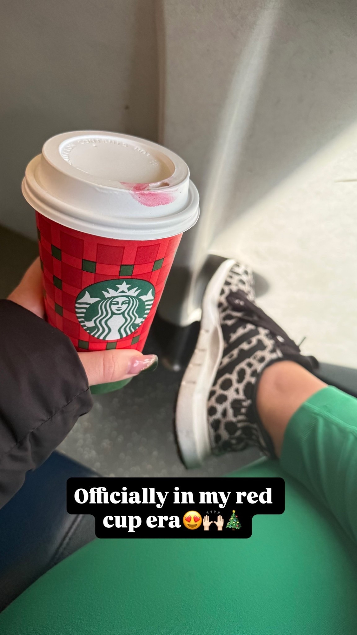 Officially in my red cup era😍🙌🏻🎄