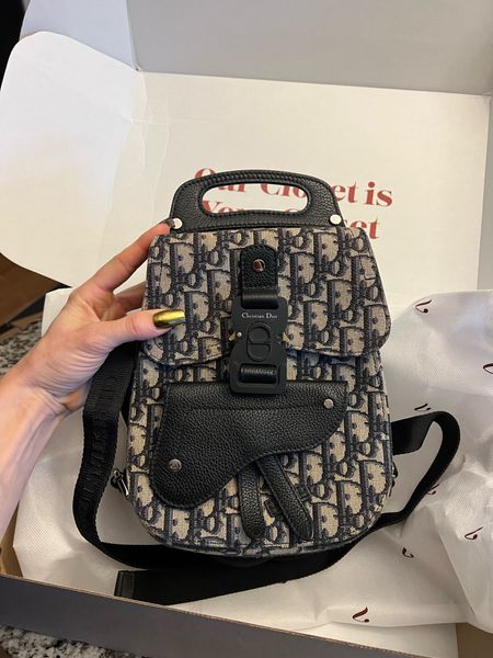 Christian Dior handbag 💙

#LTKstyletip #LTKitbag #LTKtravel