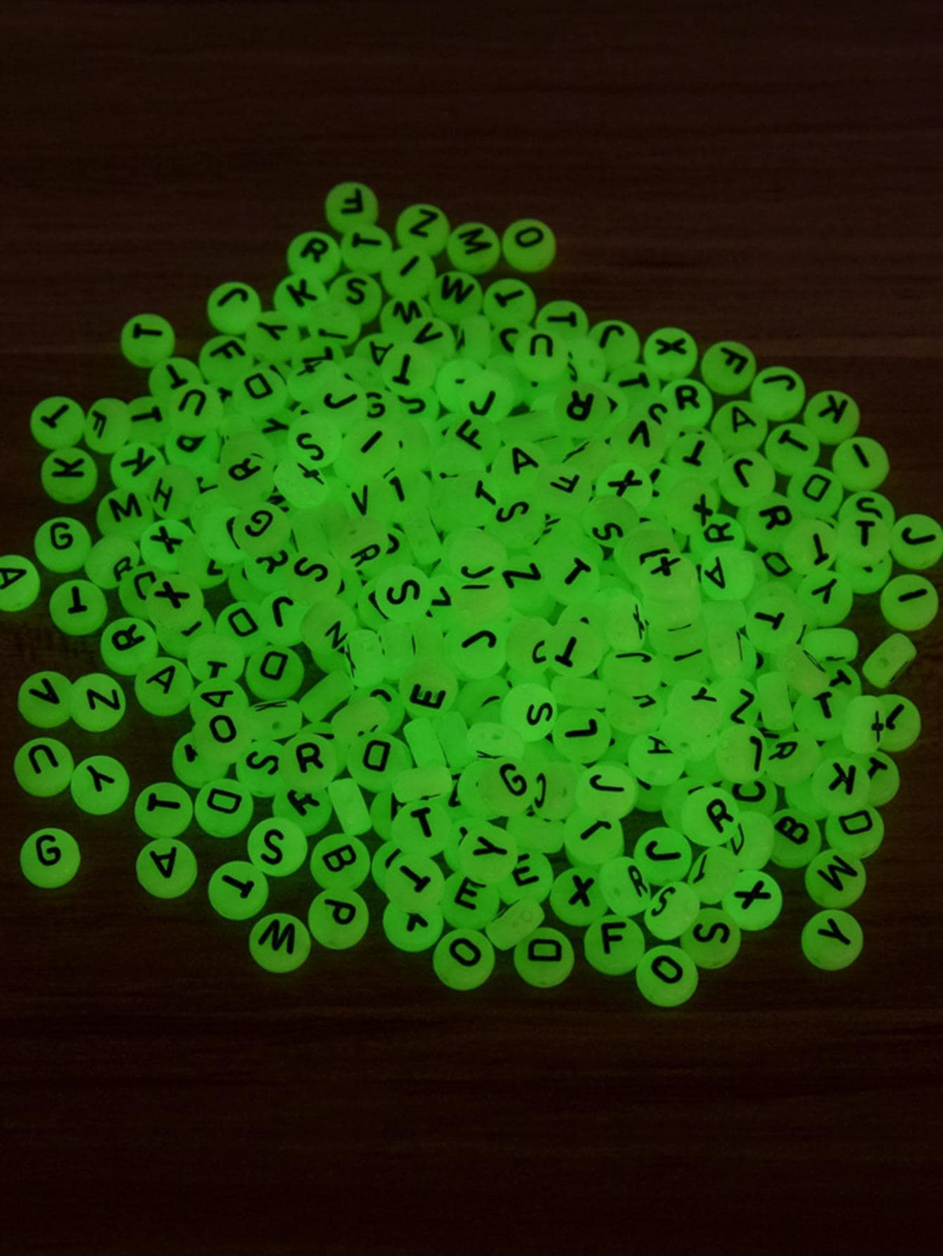 100 Peças/Conjunto Brilho Na Escuridão Detalhe De Letras Miçanga Diy | SHEIN