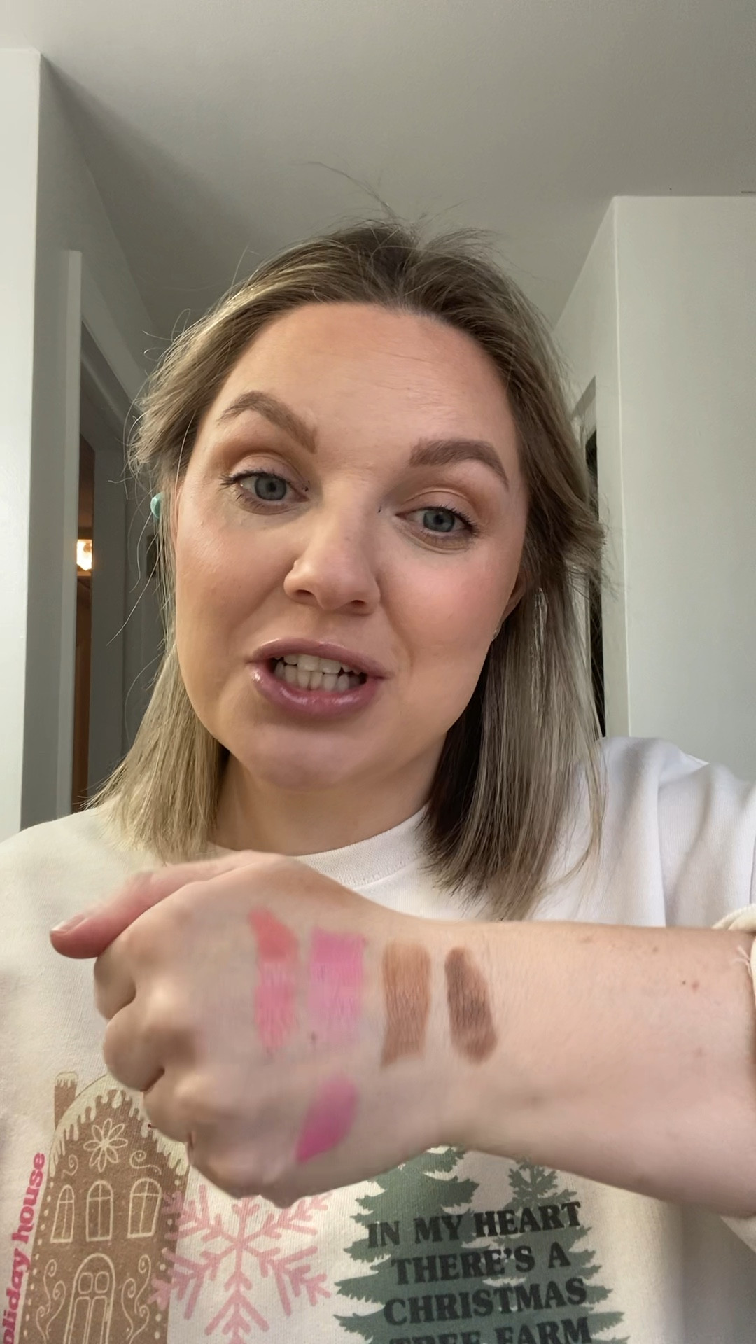 You can save an extra 15% off of dibs holiday bundles. 




#LTKBeauty #LTKSaleAlert #LTKWatchNow