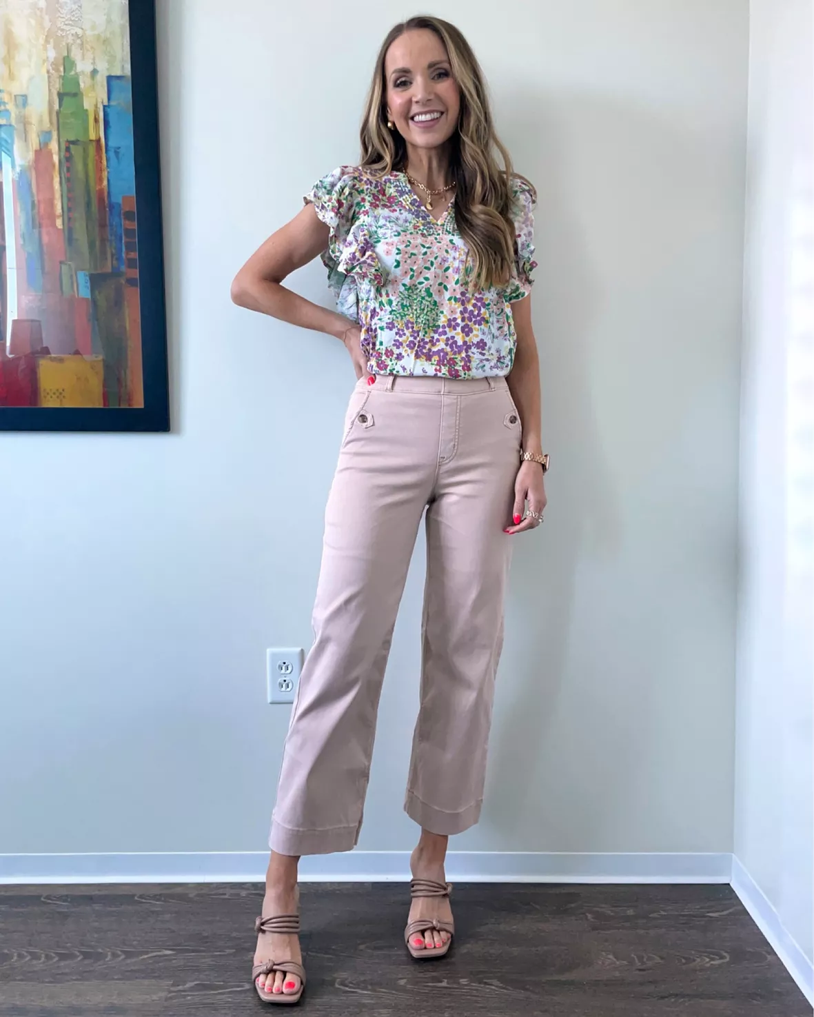 How to Wear Cropped Wide Leg Pants - Merrick's Art  Wide leg jeans outfit,  Wide leg pants outfit, Wide leg trousers outfit