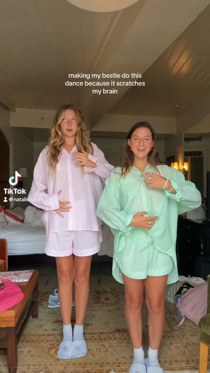 matching bestie free people lounge sets!! they come in so many colors too🌈

lounge wear, matching set, WFH outfit, pajama set

#LTKSeasonal #LTKVideo #LTKFindsUnder100