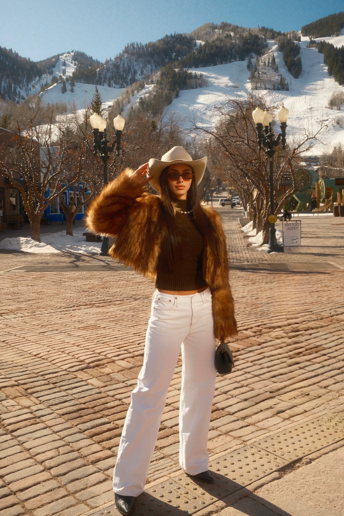 Western Winter 

#LTKSeasonal #LTKTravel