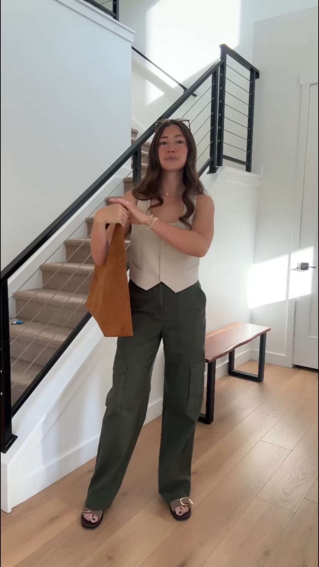 Mom ootd // linked similar top and bottoms. 