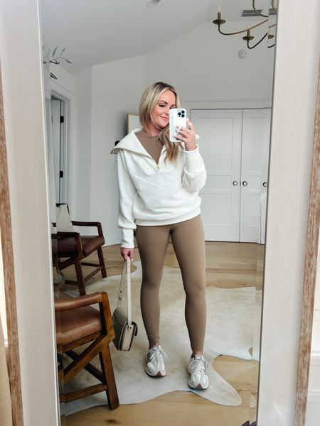Spring capsule wardrobe, outfit idea with Amazon leggings! Size down, one size in the leggings they will stretch.

PULLOVER: Size down 1
LEGGINGS: size down 1
TANK: Size up if larger chested


#LTKstyletip