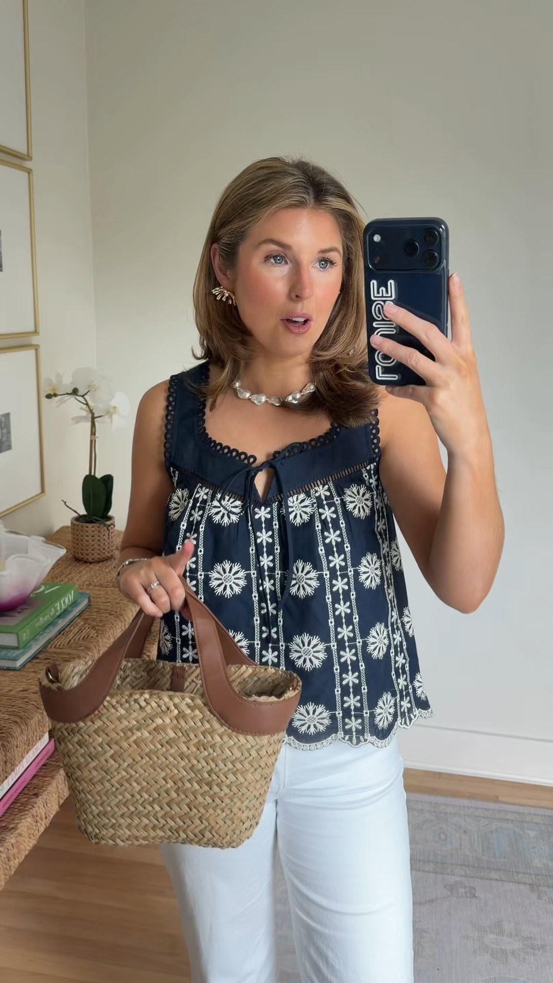 Outfit idea for MDW! Use code LOUISE15 for 15% off! Wearing a S in top / 0 in jeans 

Memorial Day weekend // 4th of July // summer outfit 
