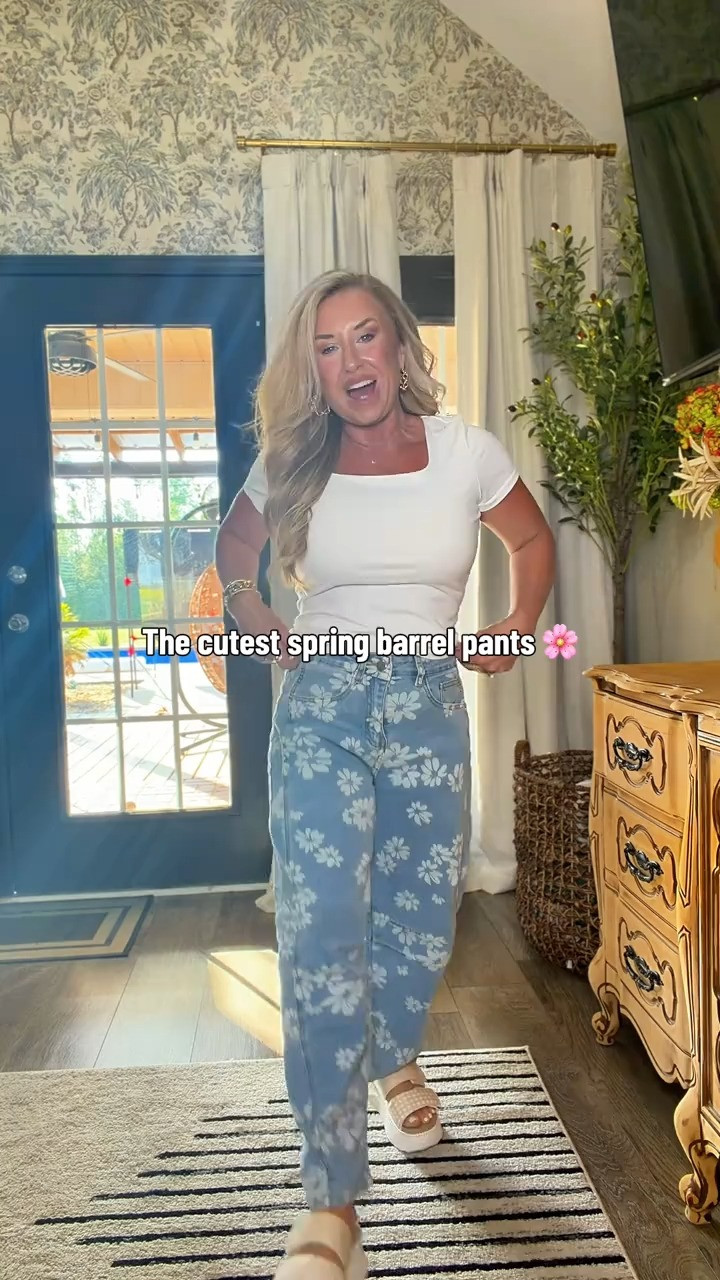 The brand I keep coming back to… every single time 😌✨
These barrel jeans = perfect fit, perfect vibe, every season  

 #LTKMothersDay #LTKgrwm #LTKmomlife