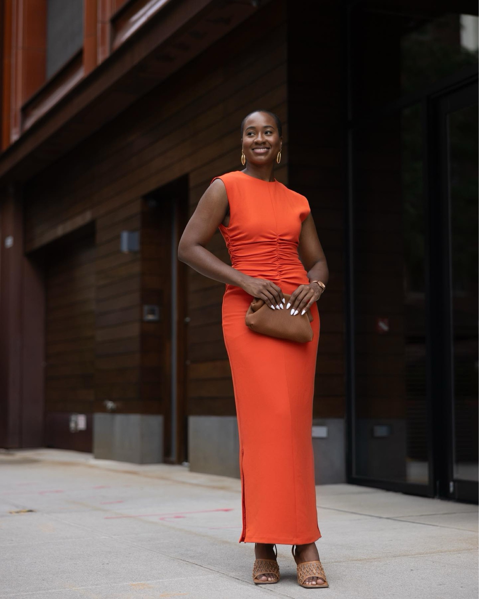 How to wear Orange in your wardrobe: 

Some people stay away from bright colors because it’s harder to style compared to neutrals. But here’s a key tip for the color orange. Where do you normally find this color? 

In a bold fiery sunset or with earthy tones like brown and burgundy. 

If you’re ever stuck on what to wear with orange you can also think of the color wheel (red,orange,yellow) or find the best complimentary color (blue,purple) to pair it with! 
.
.
. 📸: @martaskovro 
.
#nyccontentcreator #fashionstylist #howtostyle #howtowear #fashioncontent #fashioncontentcreator 

How to style, how to wear an orange dress, how to wear the color orange, Andrea Iyamah

#LTKNYFW