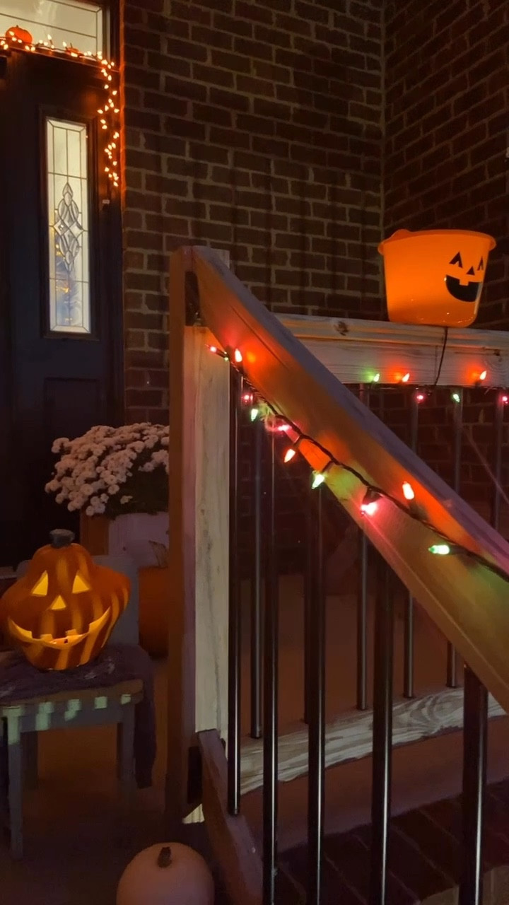 Front porch Halloween decor 🎃 Solar lights for jack-o’-lanterns 

#LTKfamily #LTKhome #LTKSeasonal
