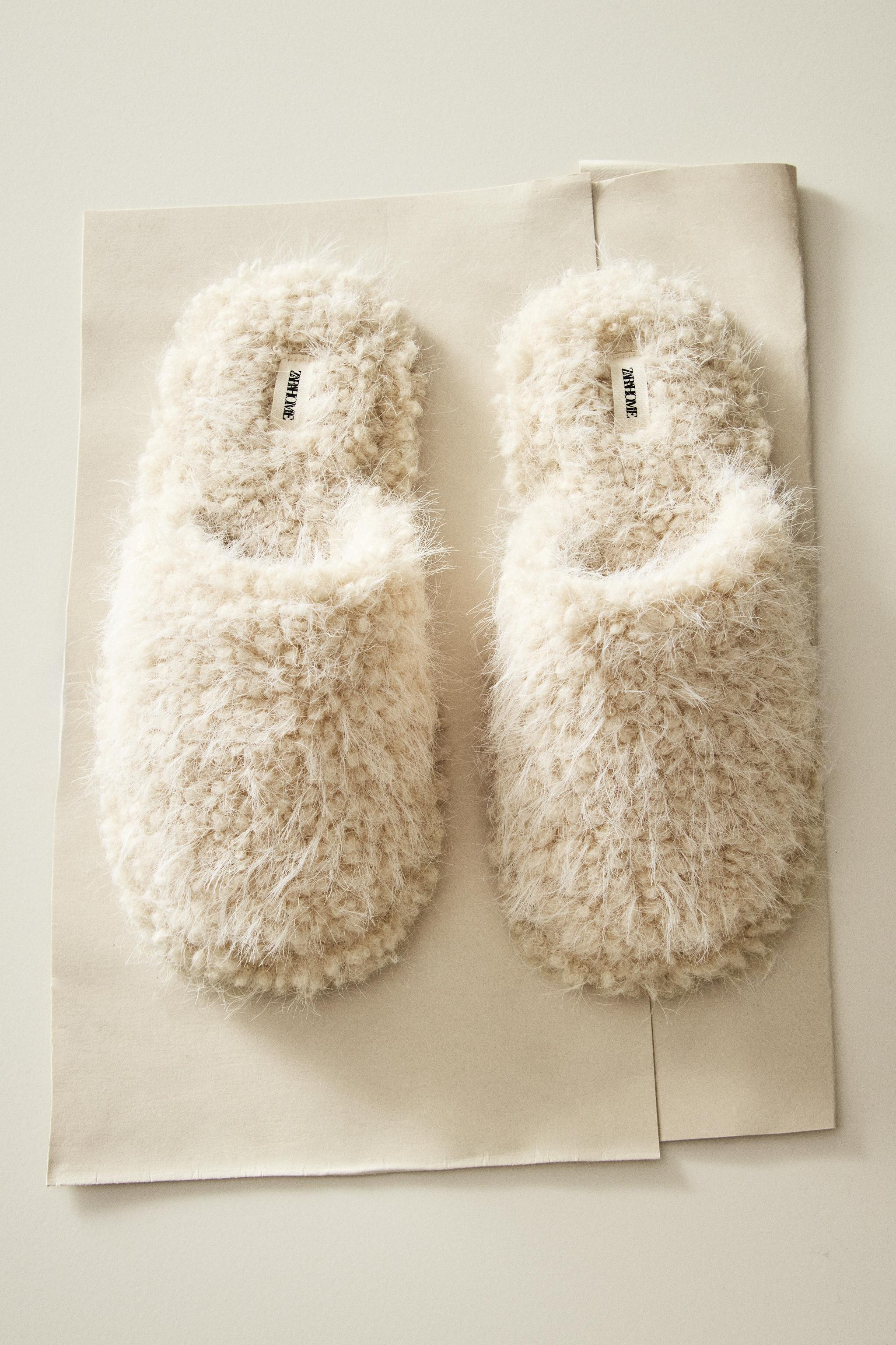 FAUX FUR MULE SLIPPERS | Zara UK