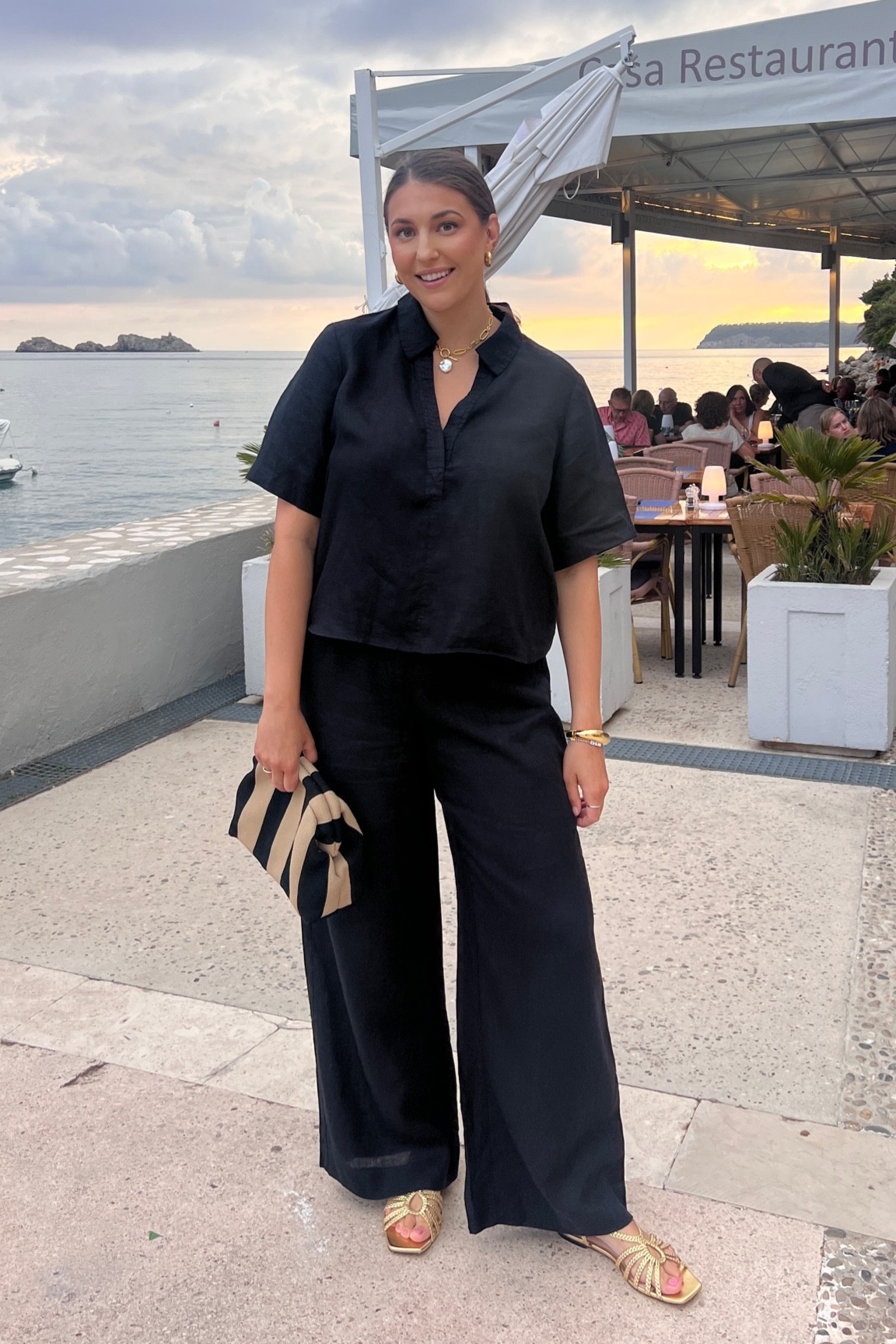 Linen dinner outfit idea all from J crew 


Summer outfit / Europe outfit | size 10 fashion | size 10 | Tall girl outfit | tall girl fashion | midsize fashion size 10 | midsize | tall fashion | tall women | 

#LTKStyleTip #LTKTravel #LTKMidsize