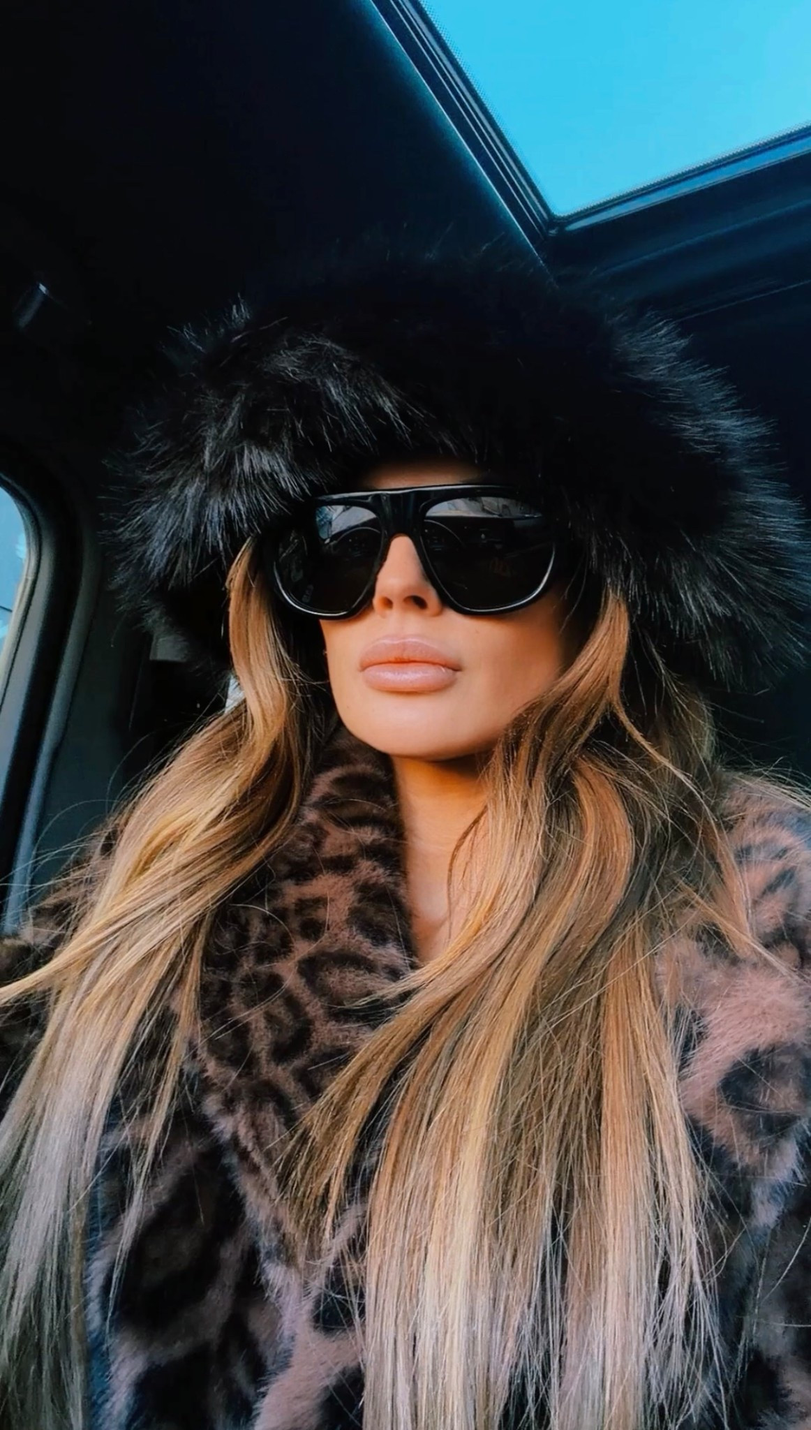 my go-to faux fur bucket hat

#LTKgrwm #LTKSeasonal #LTKootd