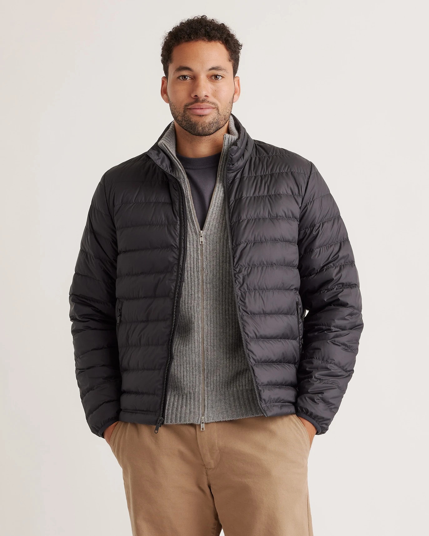 Quince | Men's Lightweight Down Packable Puffer Jacket in Black, Size Small, Recycled Polyester | Quince