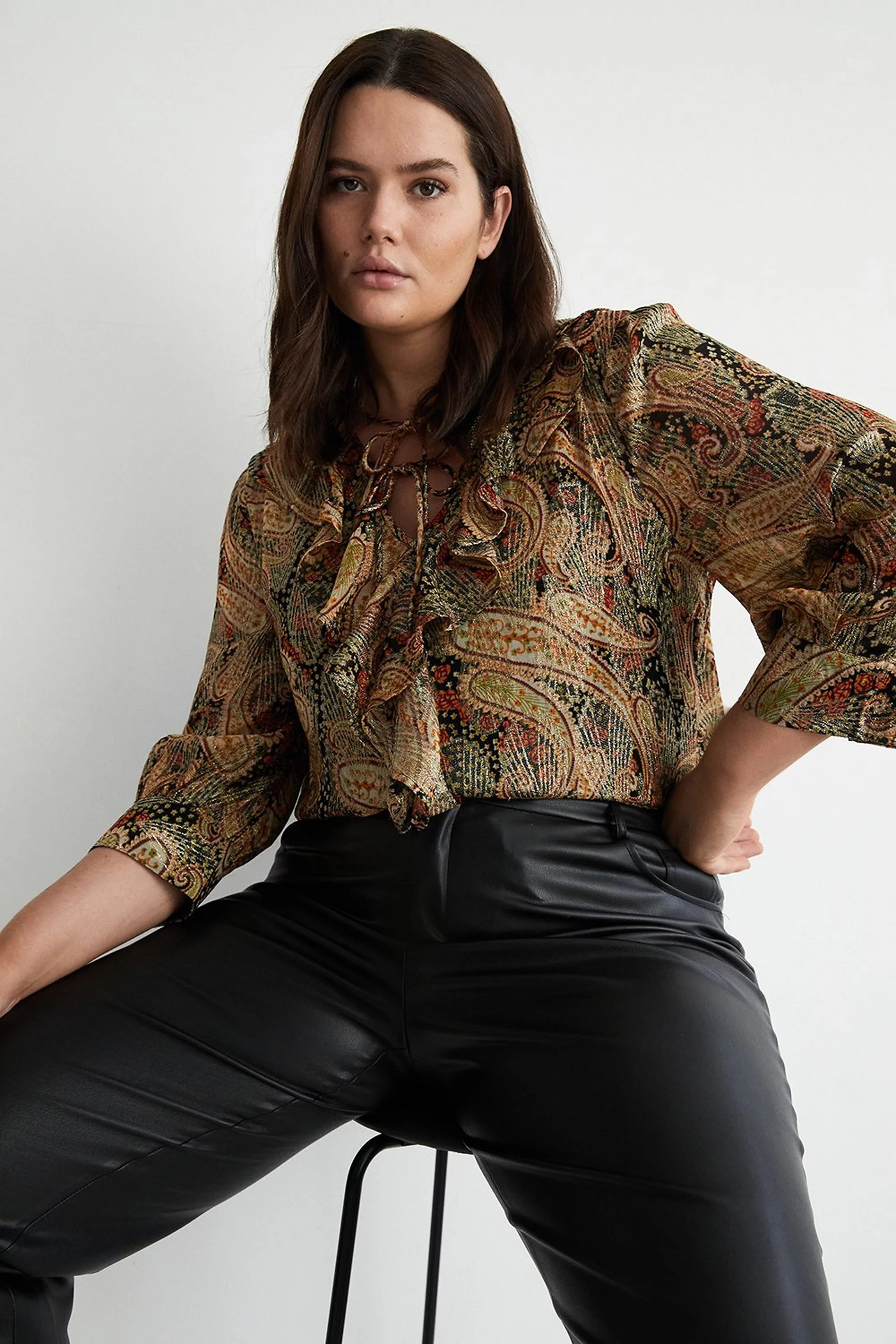 Plus Size Sparkle Jacquard Tie Neck Ruffle Blouse | Warehouse UK & IE