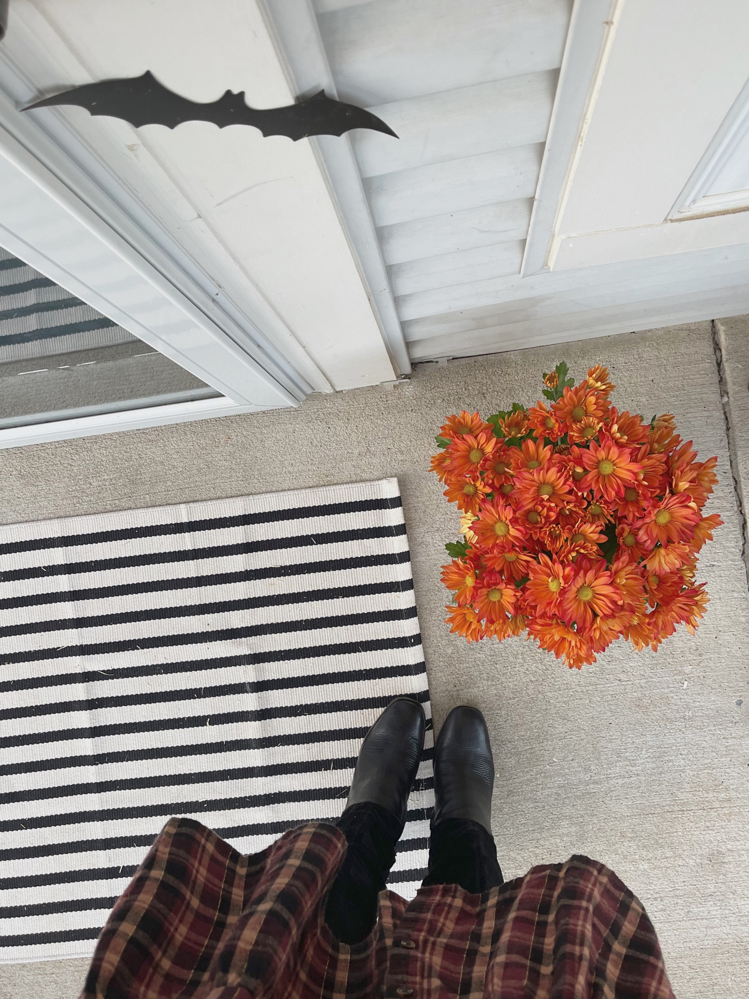fall boots fall porch front porch door mat amazon dolce vita

#LTKfindsunder100 #LTKstyletip #LTKSeasonal