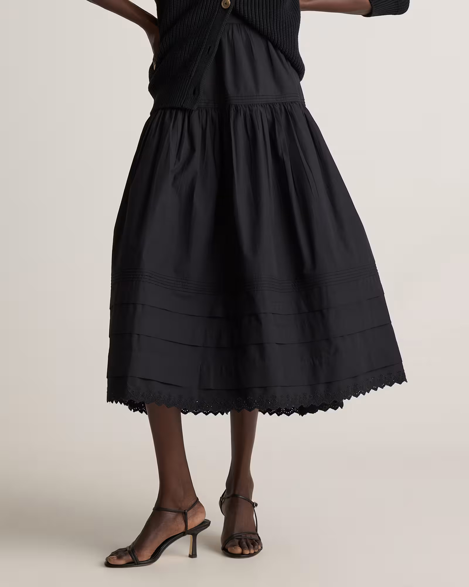 100% Organic Cotton Poplin Pintuck Maxi Skirt in Black | Quince