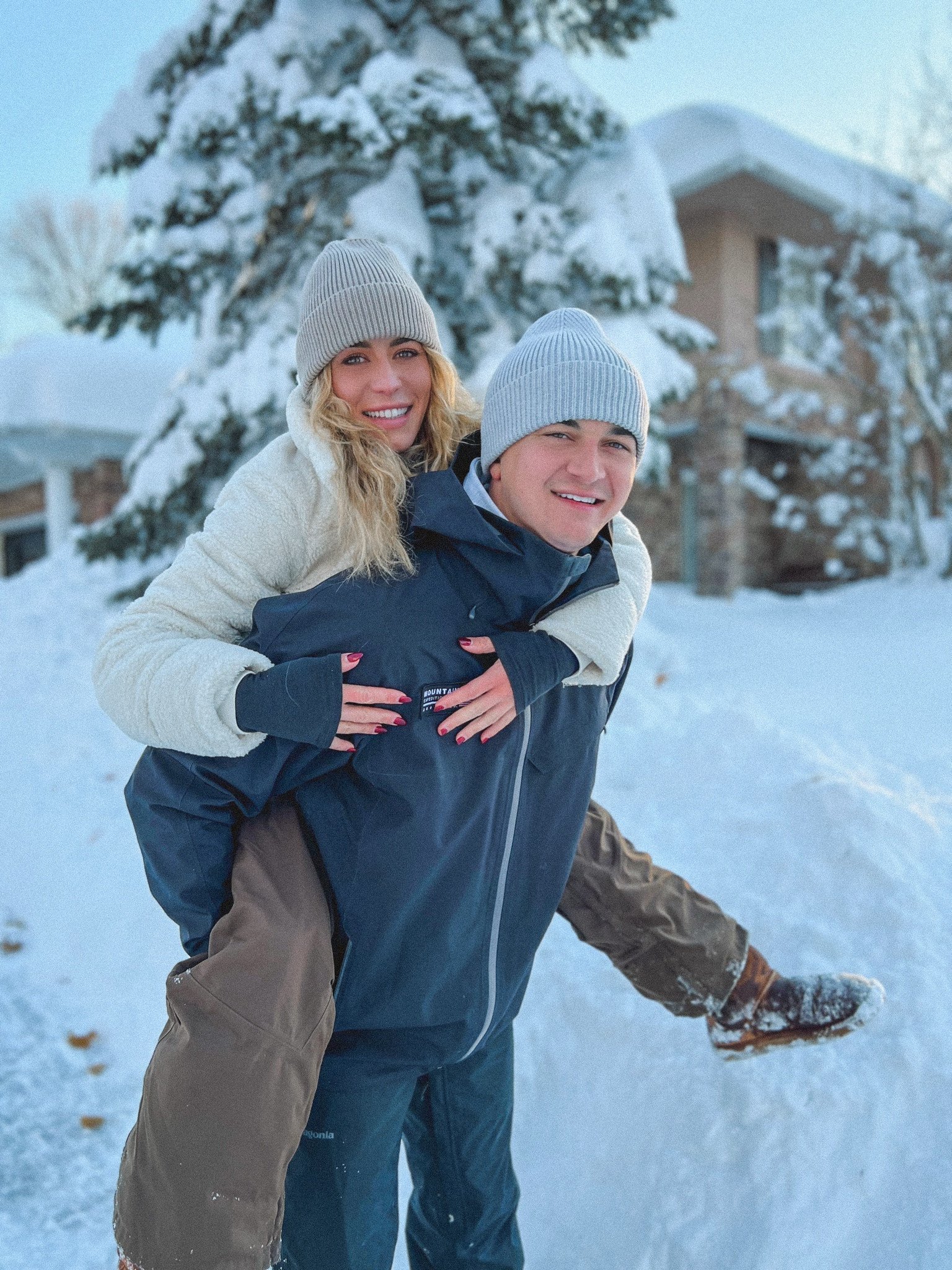 Snow outfit! 

#LTKCyberWeek #LTKActive #LTKHoliday