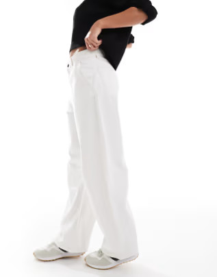 Cotton On barrel leg jean in vintage white | ASOS (Global)