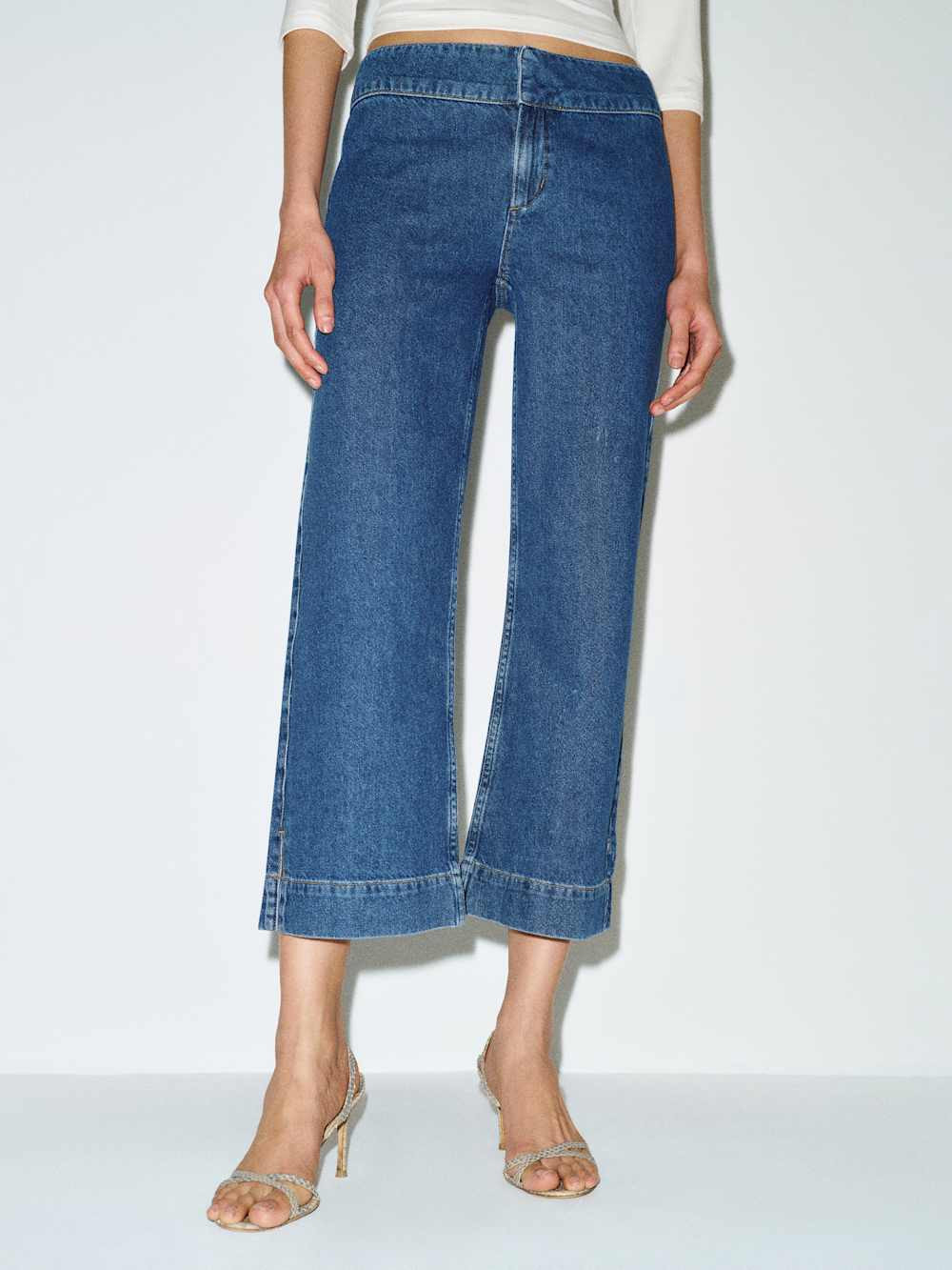 Kat Low Rise Straight Cropped Jeans | Reformation (Global)