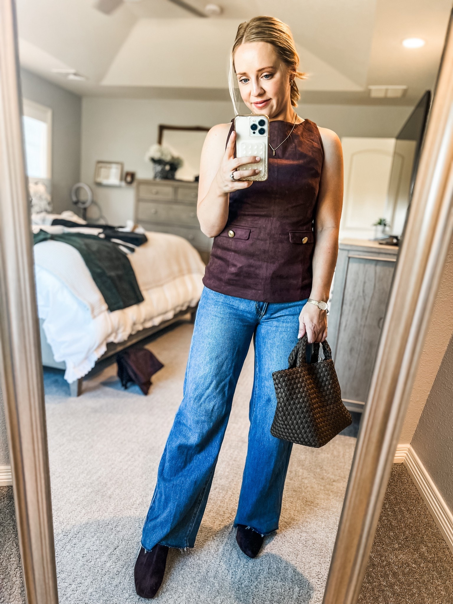 This halter style suede top is a new favorite for fall. It has gold button detailing on the pockets and it’s so soft. Perfect for a fall date night!
Fits tts, boots fit tts, similar jeans. 

Fall outfit, suede, petite, fall outfits, date night, chocolate brown, fall top 

#LTKPetite #LTKStyleTip