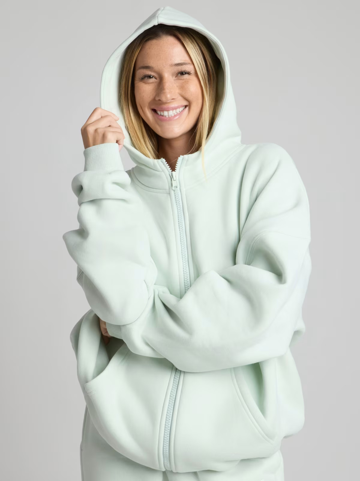 Cloud Zip Hoodie | Comfrt