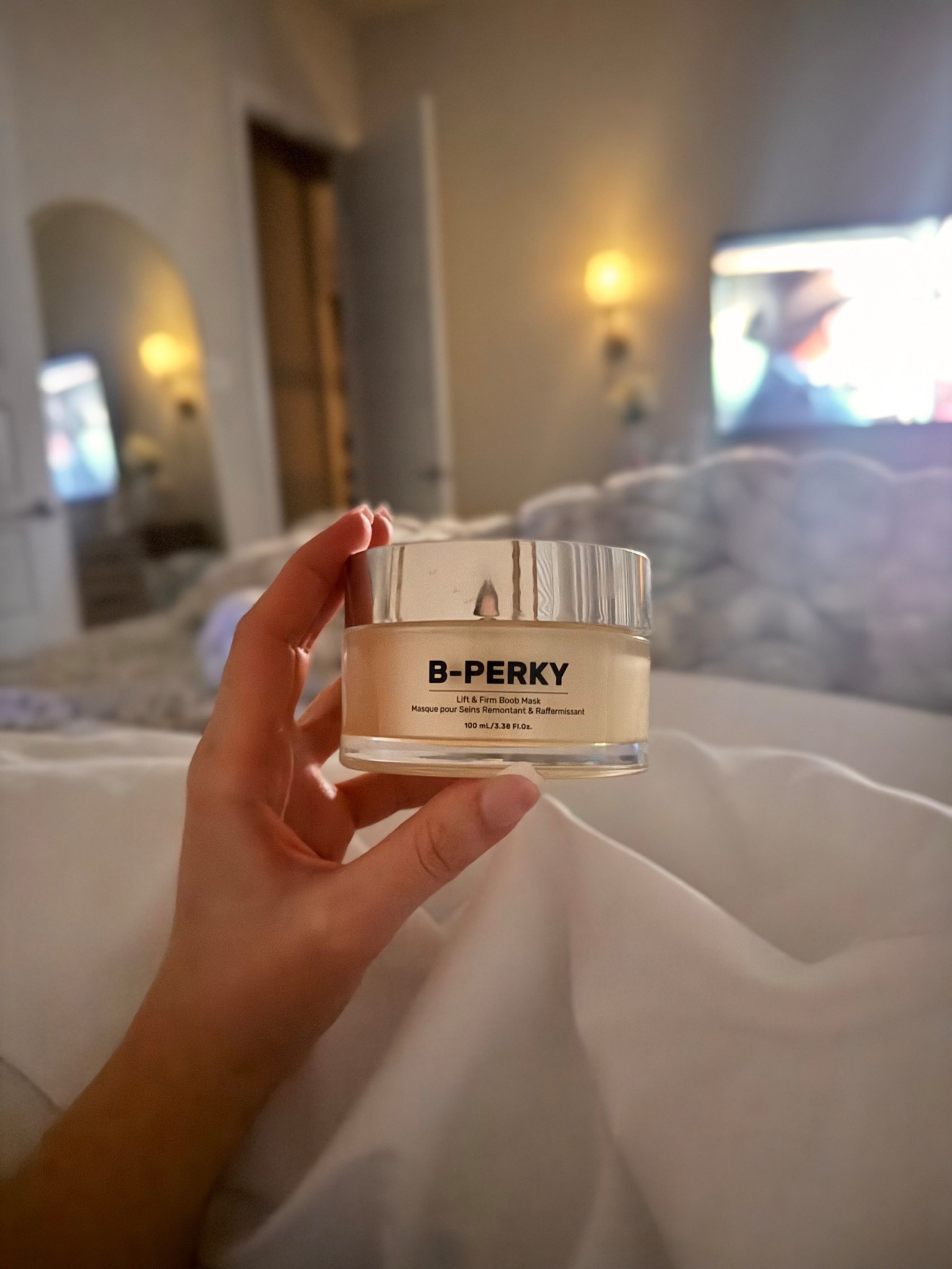 The very last step of my nightime routine! 
Boobie mask🤍
Breast feeding / pumping completely took away all volume i had in my breasts and this mask is helping to restore the collagen loss and improve elasticity! 


#LTKBeauty #LTKmomlife #LTKselfcare