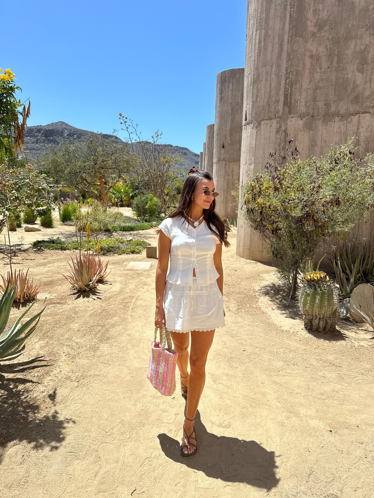 One of my fav spring outfits!! Such a good vacation look!

Reformation, spring outfit inspo, Mexico, Cabo, Europe, travel, basics, spring break, summer, matching set 