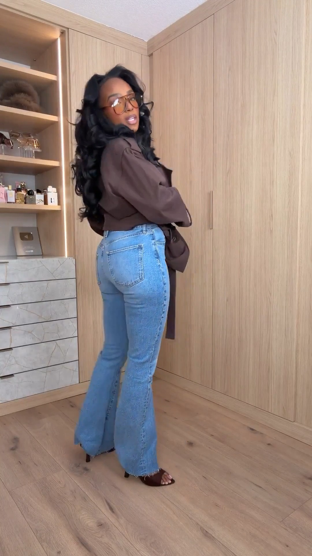 Easy everyday fall outfit✨ Everything from this look is linked below. 👇🏽

Wearing: Size Small | 5’4” | 140 lbs | 34D-27-40

📲   Download the FREE LTK app & follow me (@kirasfashionfinds) to shop all my daily finds.  #LTKootd #LTKPetite #LTKU