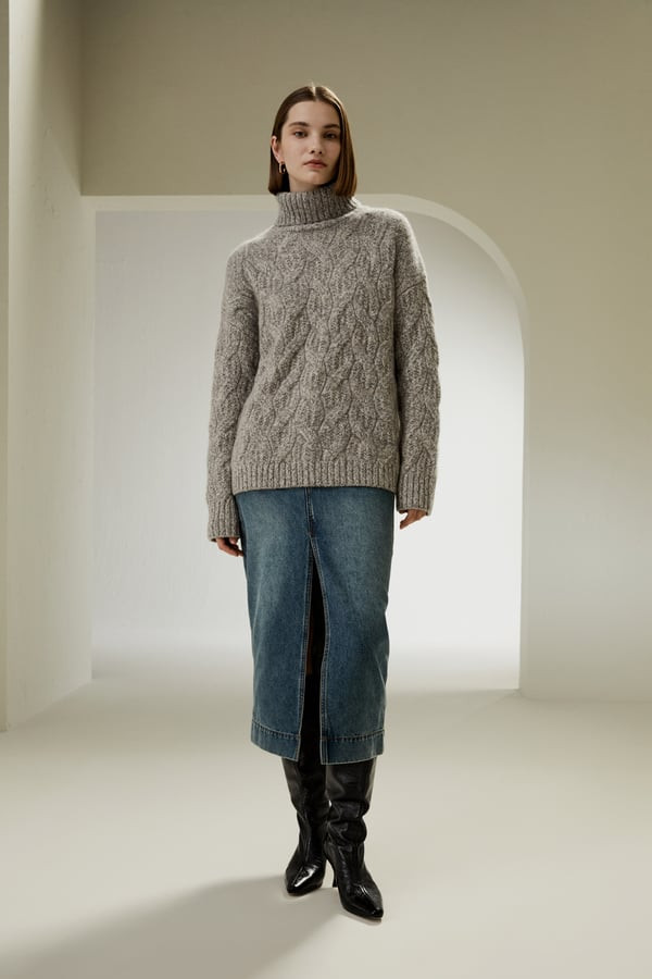 LILYSILK Cable-Knit Cashmere Turtleneck Sweater - Camel Gray - S | LILYSILK