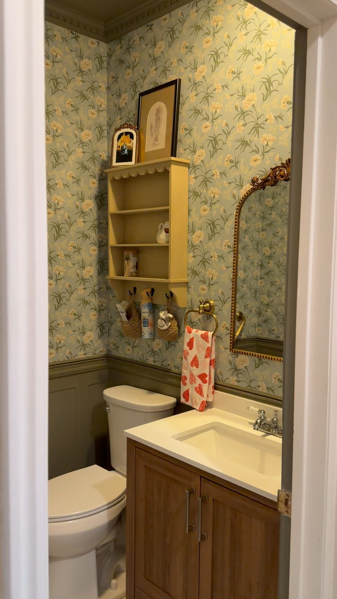 Bathroom power room roundup 

#LTKselfcare #LTKdayinmylife #LTKHome