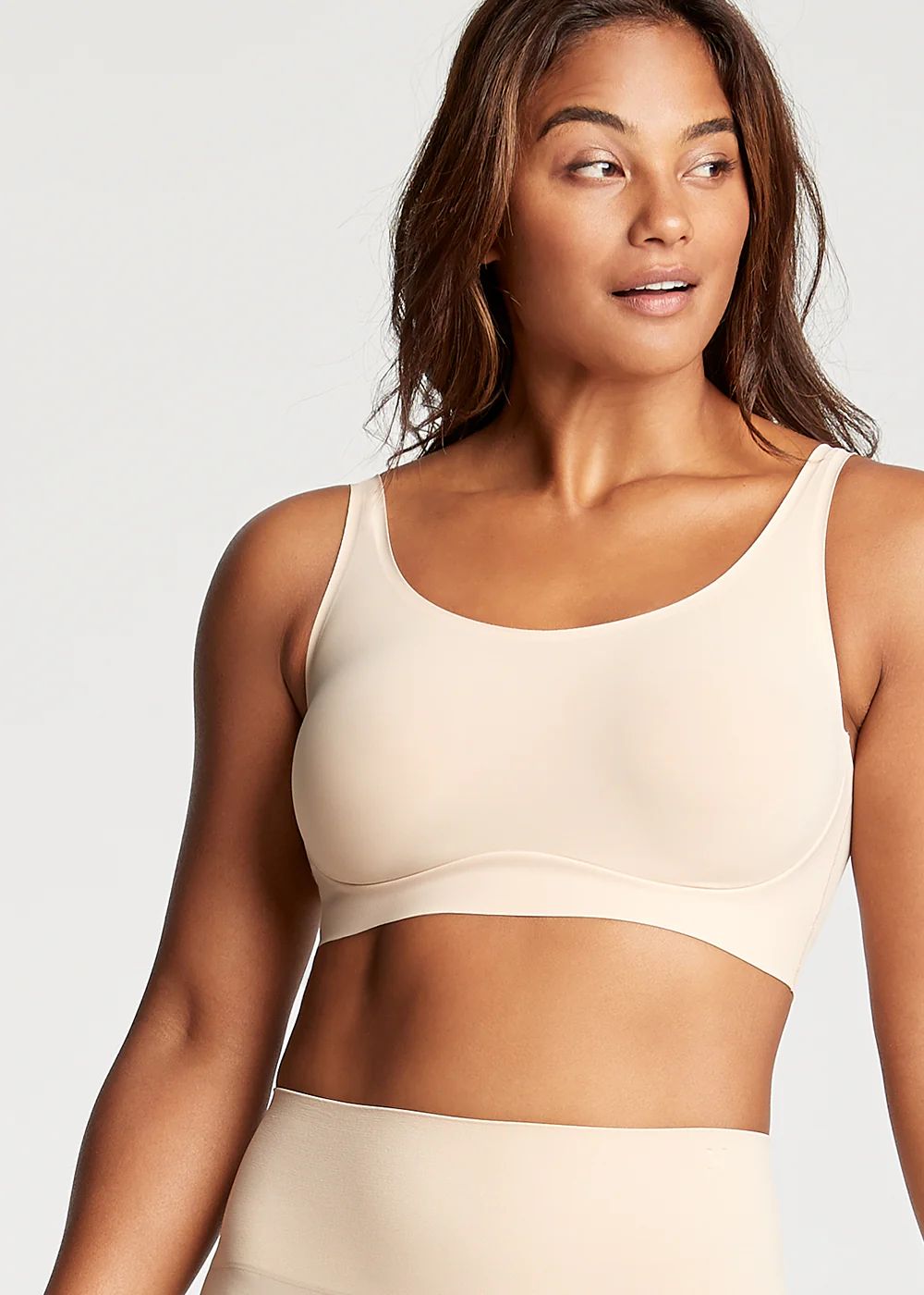 Nadia Smooth Solutions Scoop Neck Unlined Bralette | Yummie