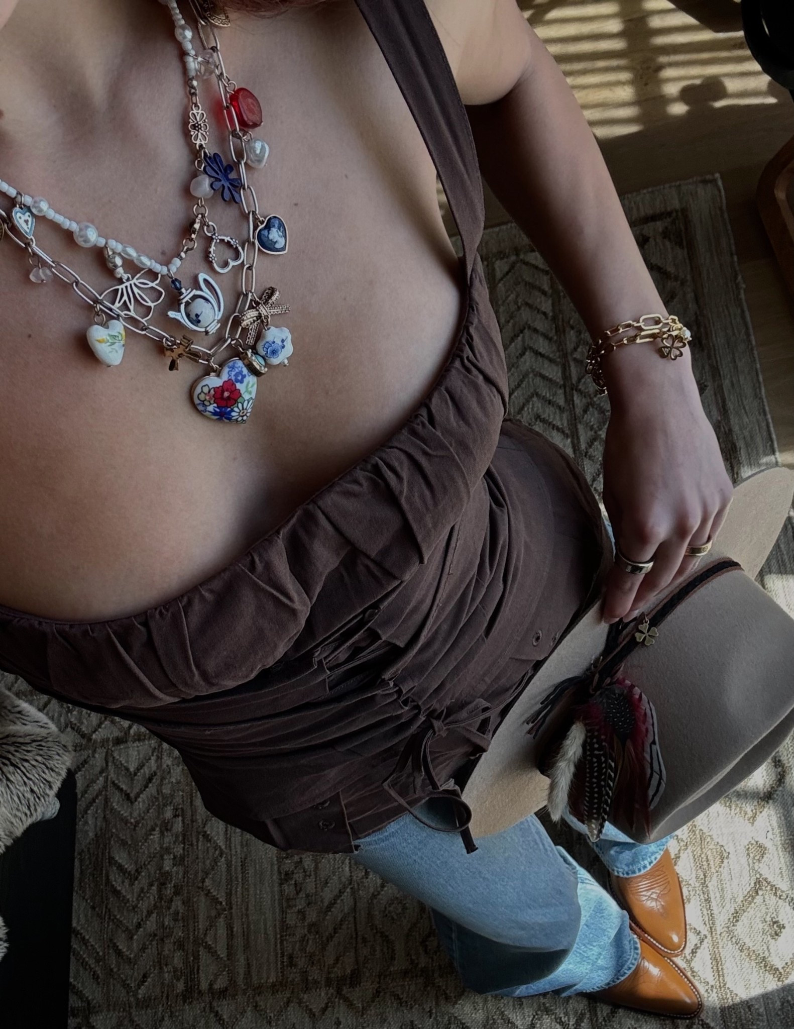 lil western chic fit 🖤

#LTKStyleTip #LTKFestival #LTKTravel