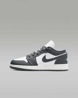 Air Jordan 1 LowBig Kids' Shoes | Nike (US)