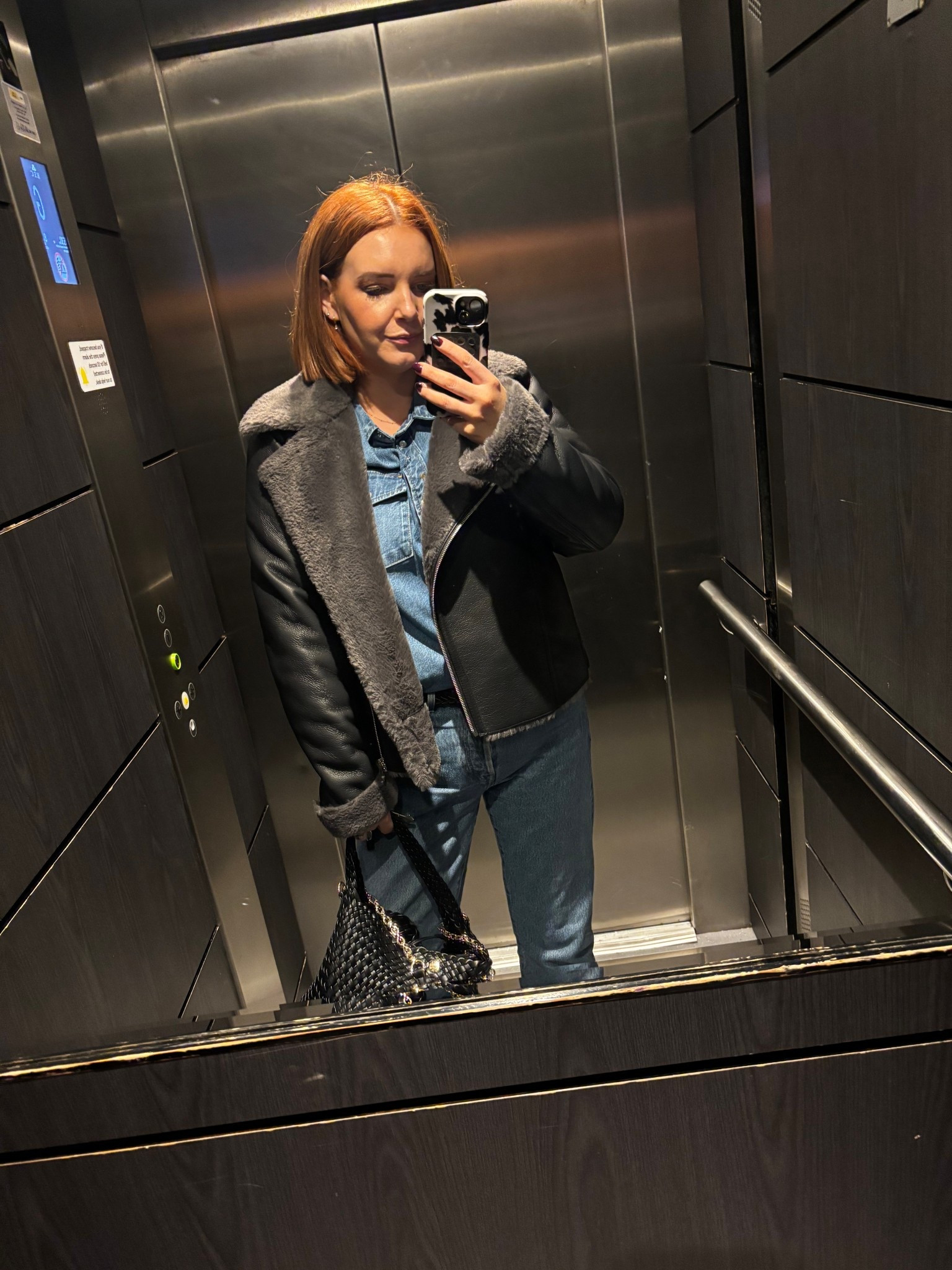 A cute casual outfit. This aviator jacket will be stuck to me for the foreseeable ❤️

#LTKwinter #LTKireland #LTKmidsize