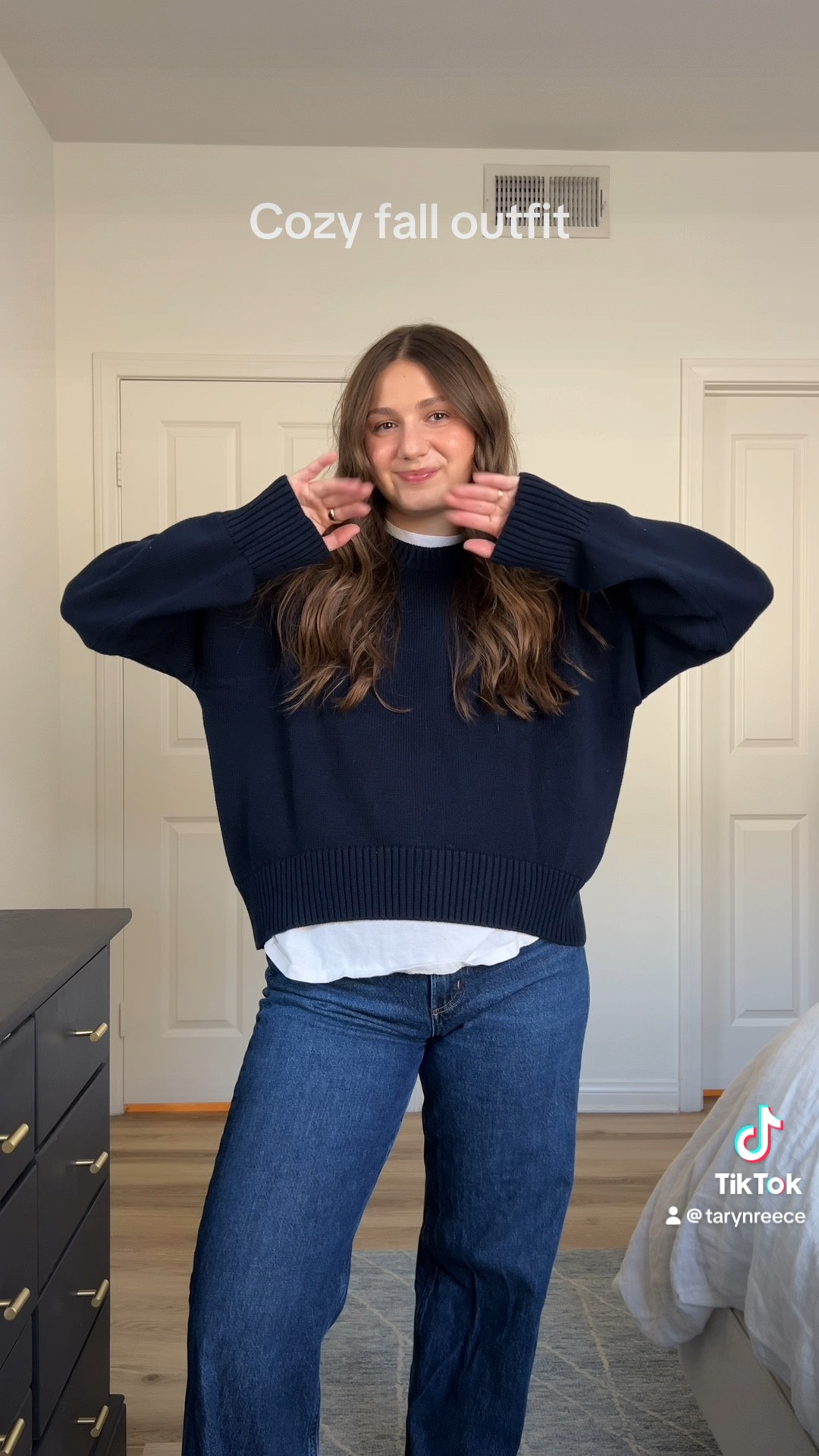 The perfect cozy yet put together outfit 🍂❤️ #fallfashion #ootd #falloutfit #simpleoutfit 