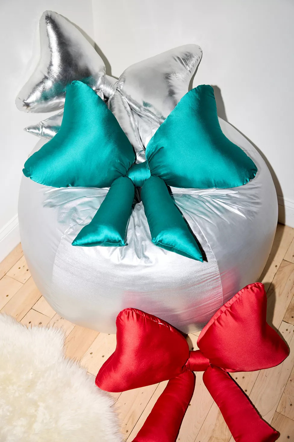 Big Bow Satin Throw Pillow | Urban Outfitters (US and RoW)